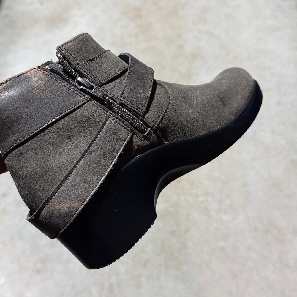 Alegria Leather Ankle Boots Womens EU 36 Gray Wedge Comfort Buckle Zip Workwear - Picture 8 of 9